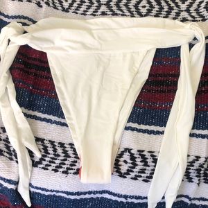 NWT 437 Swim Robyn Bikini Bottom